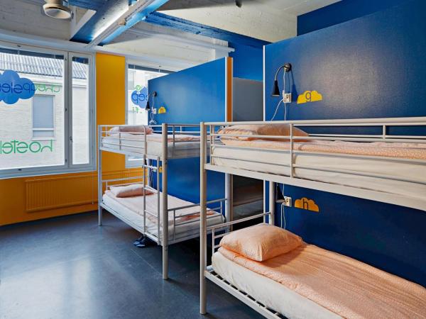 CheapSleep Hostel Helsinki : photo 1 de la chambre lit dans un dortoir mixte de 16 lits 