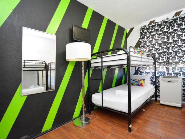 South Beach Rooms and Hostel : photo 3 de la chambre lit dans dortoir mixte de 6 lits