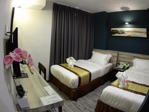 Meriton Inn : photo 3 de la chambre chambre lits jumeaux deluxe