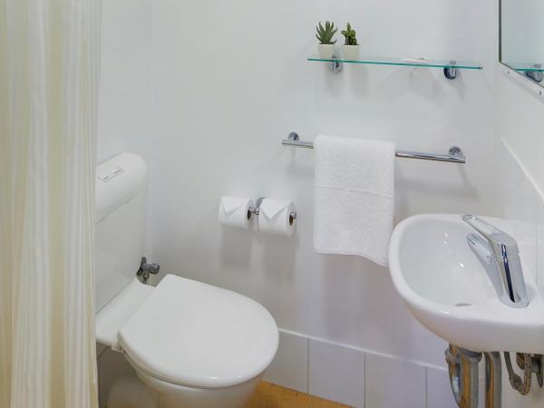 ibis Budget Perth Airport : photo 3 de la chambre chambre triple standard