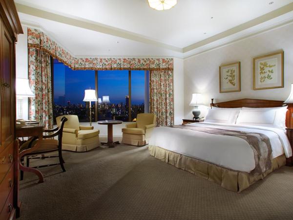 Hotel Chinzanso Tokyo : photo 2 de la chambre chambre lit king-size supérieure avec accès au spa - vue sur ville