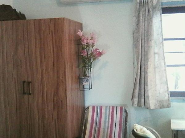 Young and Beautiful : photo 9 de la chambre chambre simple - vue sur parc