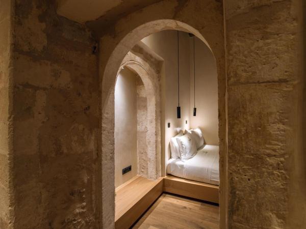 Monastery Estate Venetian Harbor : photo 4 de la chambre suite signature avec patio et bain à remous