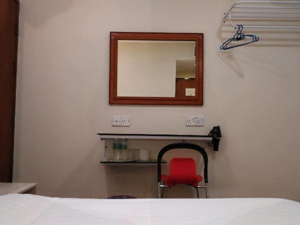 Tambun Inn Hotel : photo 6 de la chambre chambre double standard (sans fenêtre)