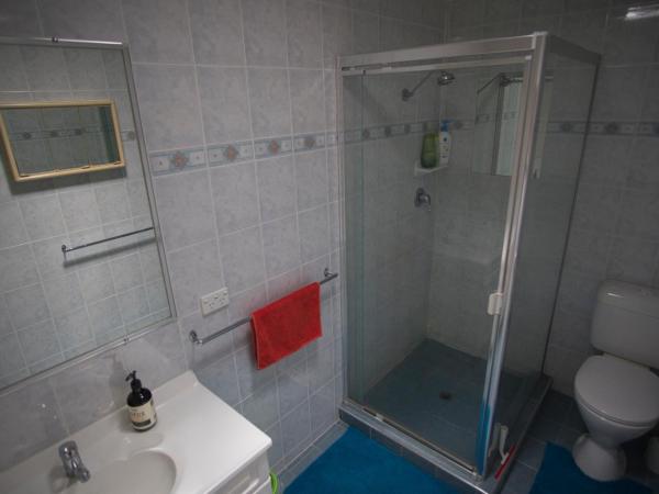 Mount Gravatt Guesthouse : photo 4 de la chambre chambre double avec salle de bains commune