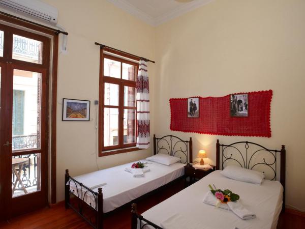 MmeBassia : photo 4 de la chambre grande chambre double 