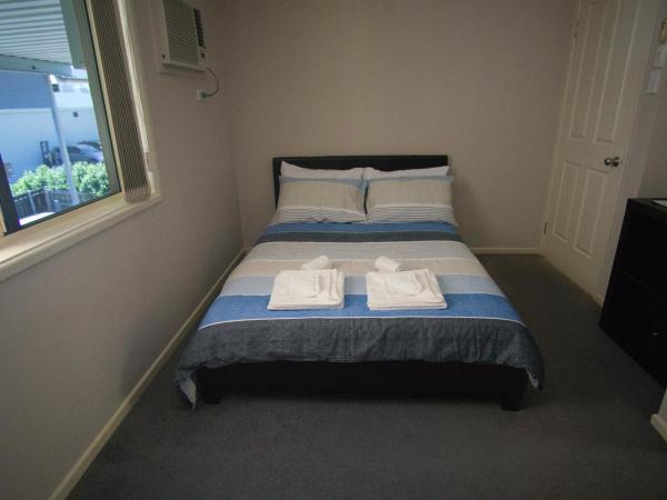 Mount Gravatt Guesthouse : photo 5 de la chambre chambre double avec salle de bains commune