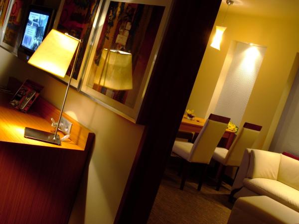 Hotel HP Park Poznań Malta Sport : photo 5 de la chambre appartement (1 lit queen-size) avec vue sur le lac