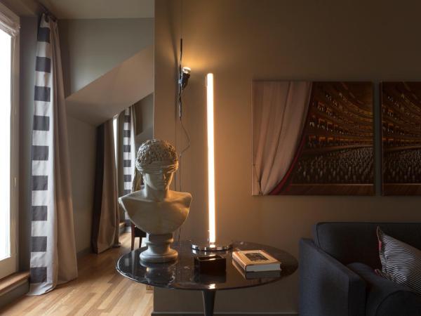 Four Seasons Hotel Milano : photo 4 de la chambre suite designer lit king-size