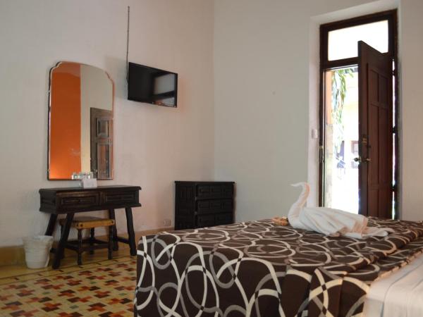Hotel Colon Merida : photo 1 de la chambre chambre double