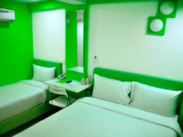 YY318 Hotel Bukit Bintang : photo 6 de la chambre chambre familiale deluxe