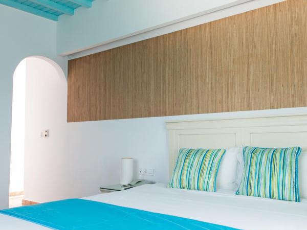 Poseidon Hotel Suites : photo 5 de la chambre chambre double ou lits jumeaux plus
