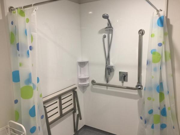 Bucklands Beach Waterfront Motel : photo 4 de la chambre studio accessible aux personnes à mobilité réduite - vue sur jardin