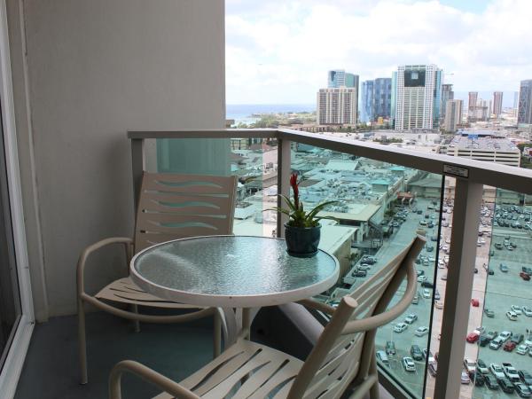 LSI Resorts at Ala Moana : photo 6 de la chambre hébergement waikiki roh 