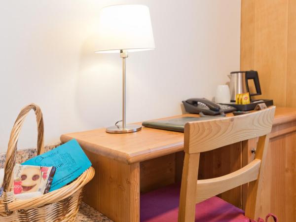 Hotel Bernerhof Grindelwald : photo 1 de la chambre chambre simple standard