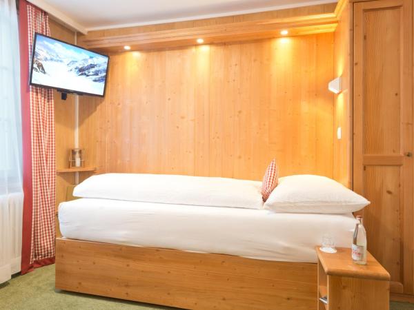 Hotel Bernerhof Grindelwald : photo 3 de la chambre chambre simple standard