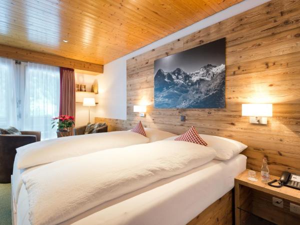 Hotel Bernerhof Grindelwald : photo 2 de la chambre chambre double de luxe - vue sur l'eiger