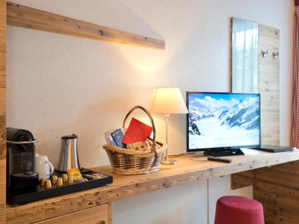 Hotel Bernerhof Grindelwald : photo 7 de la chambre chambre double de luxe - vue sur l'eiger