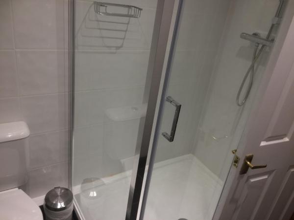 Southernhay Guest House : photo 5 de la chambre chambre double ou lits jumeaux avec douche