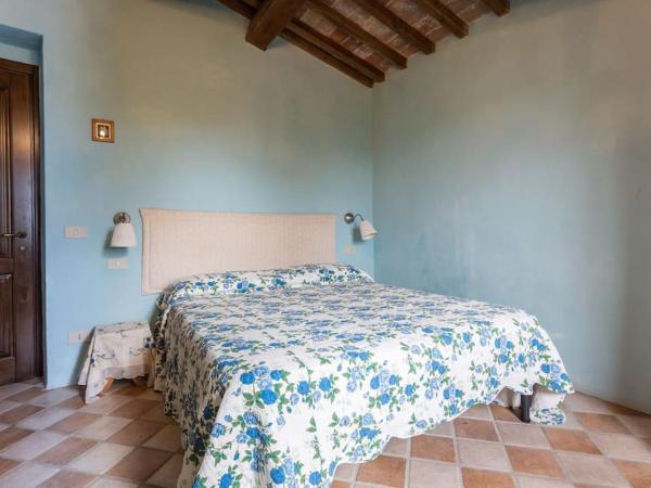 Agriturismo Il Poggio degli Scoiattoli : photo 6 de la chambre chambre familiale avec salle de bains privative