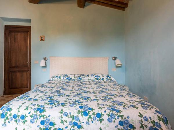 Agriturismo Il Poggio degli Scoiattoli : photo 5 de la chambre chambre familiale avec salle de bains privative