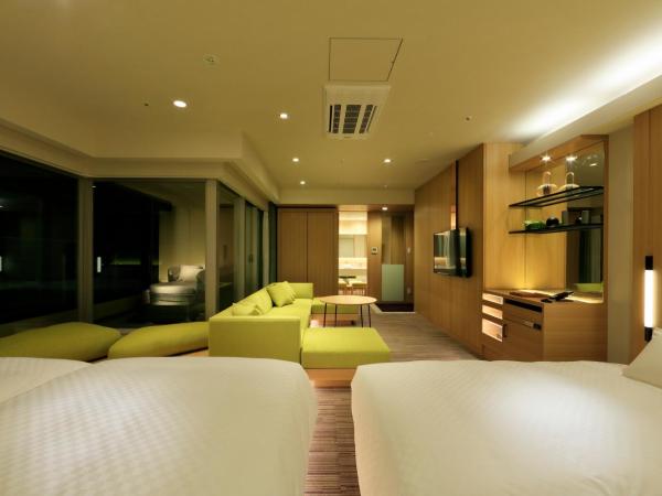 THE SINGULARI HOTEL & SKYSPA at UNIVERSAL STUDIOS JAPAN : photo 4 de la chambre suite familiale deluxe avec baignoire spa - non-fumeurs