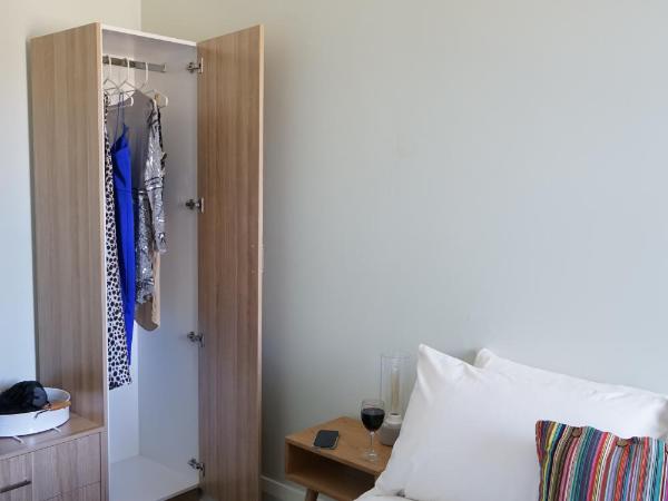 Rosehill Hotel : photo 6 de la chambre chambre double avec salle de bains commune