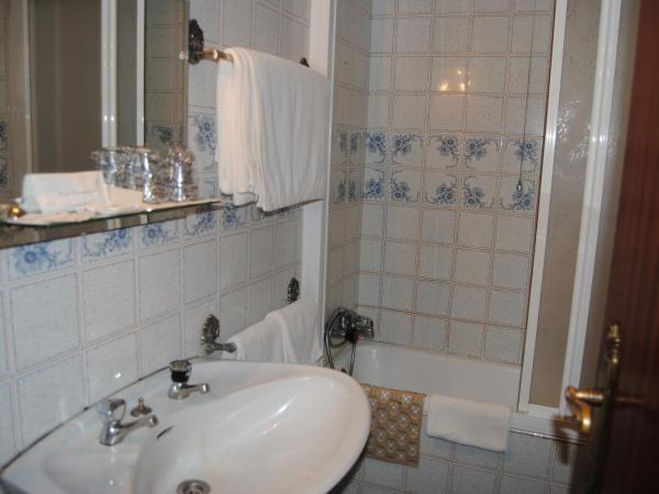 Hotel Peninsular- Porto : photo 3 de la chambre chambre double deluxe