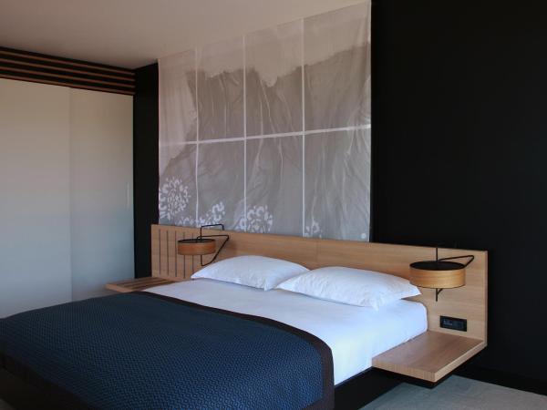 Lone Hotel by Maistra Collection : photo 2 de la chambre chambre classique