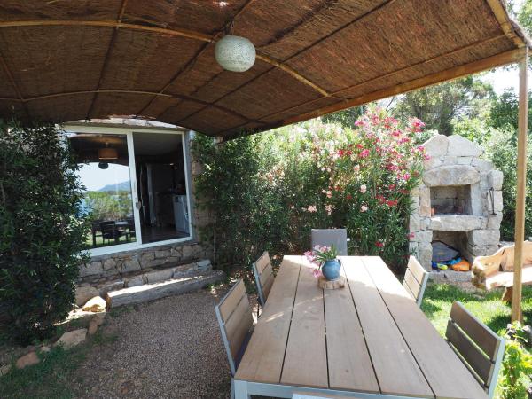 Maranatha Résidence avec plage privée, piscine chauffée : photo 1 de la chambre villa 2 chambres - vue sur mer - laurier