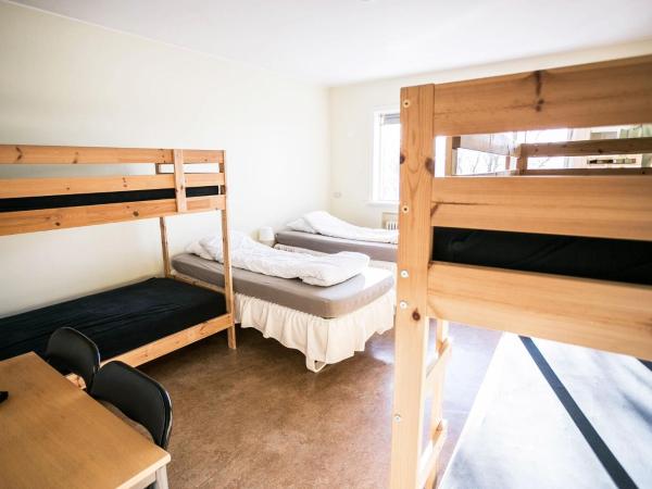 Igdlo Guesthouse : photo 3 de la chambre chambre familiale avec salle de bains commune