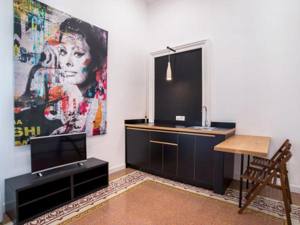 Napoliamo Guest House : photo 3 de la chambre chambre triple