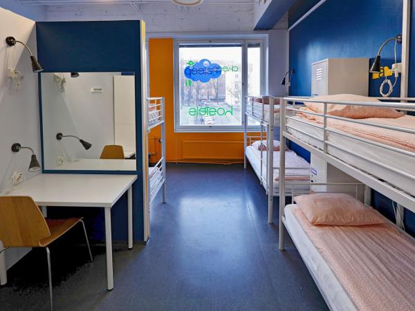 CheapSleep Hostel Helsinki : photo 1 de la chambre lit dans dortoir mixte de 8 lits 