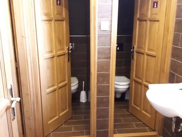 Csanabella House : photo 6 de la chambre chambre double standard avec salle de bains commune