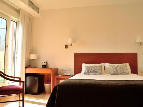 Hotel Ultonia : photo 1 de la chambre chambre double avec balcon