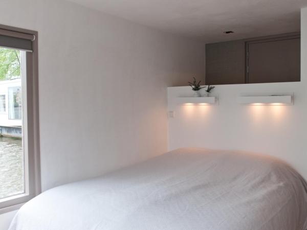 Houseboat Little Amstel : photo 5 de la chambre chambre lits jumeaux standard avec vue sur la rivière