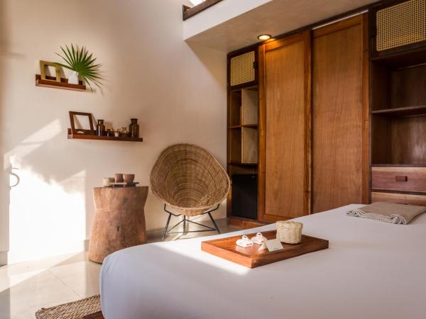 Mezzanine Boutique Hotel-Adults Only : photo 9 de la chambre hébergement - vue sur mer