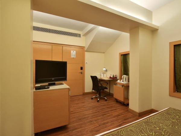 Hotel Heritage formerly known as Comfort Inn Heritage : photo 4 de la chambre chambre deluxe
