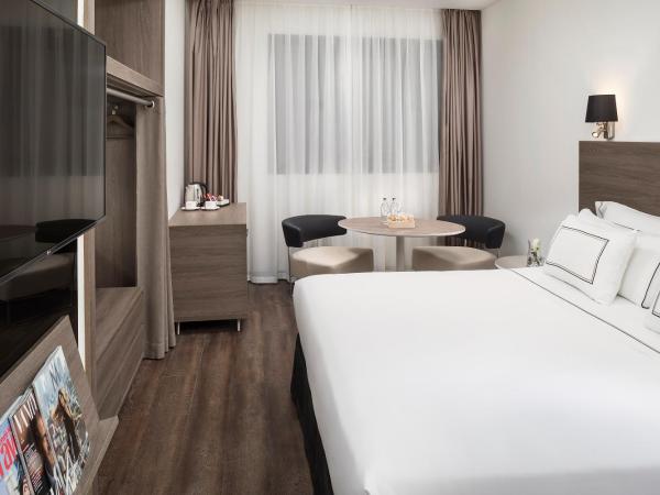 Melia Madrid Serrano : photo 6 de la chambre chambre double ou lits jumeaux standard