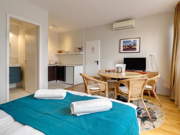 Quality Point Apartments : photo 10 de la chambre studio