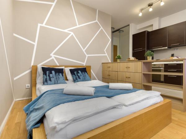 Quality Point Apartments : photo 1 de la chambre studio