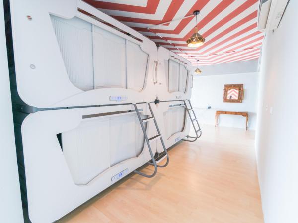 Seaview Capsule Hotel : photo 1 de la chambre chambre double deluxe