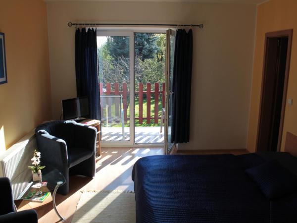 Ubytovani Nikol : photo 3 de la chambre chambre double ou lits jumeaux