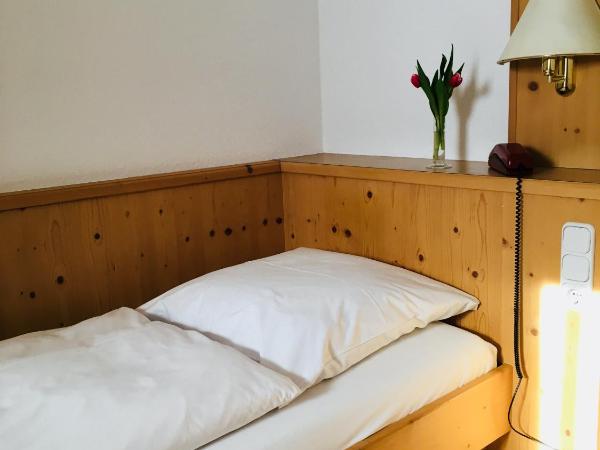 Hotel Heigl : photo 2 de la chambre petite chambre simple