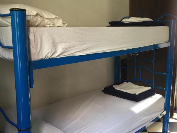 Rivera Hostel Córdoba : photo 1 de la chambre dortoir mixte