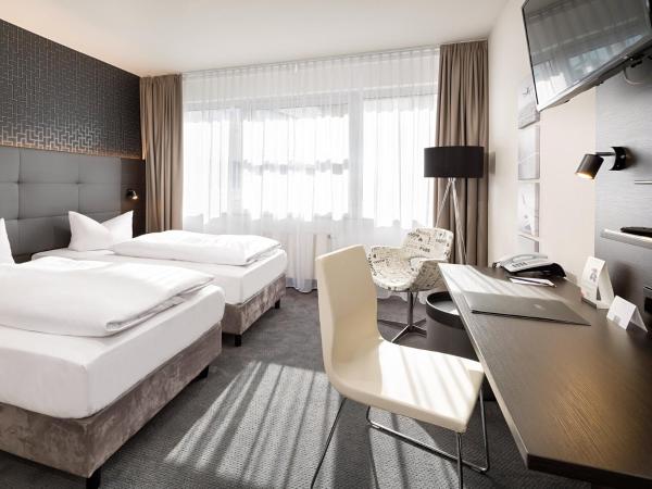 Victor's Residenz-Hotel Berlin Tegel : photo 3 de la chambre chambre double confort