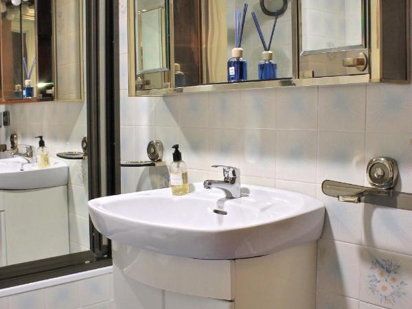 Pension Mayte : photo 2 de la chambre appartement 3 chambres