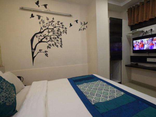 Shree Akshar Restaurant and Hotel : photo 1 de la chambre chambre double deluxe - réservée aux indiens