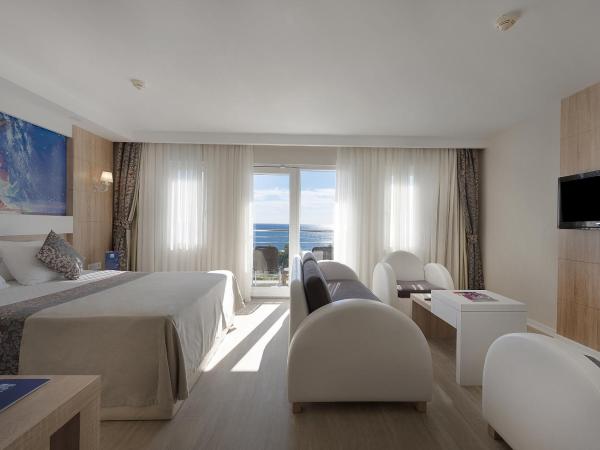 Sealife Family Resort Hotel : photo 1 de la chambre suite junior - vue sur mer