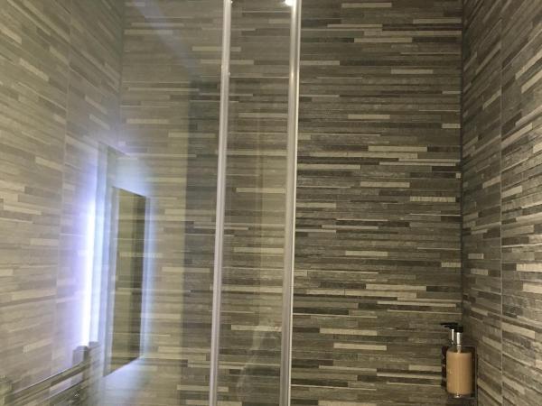 The Torfin : photo 5 de la chambre chambre double deluxe avec douche